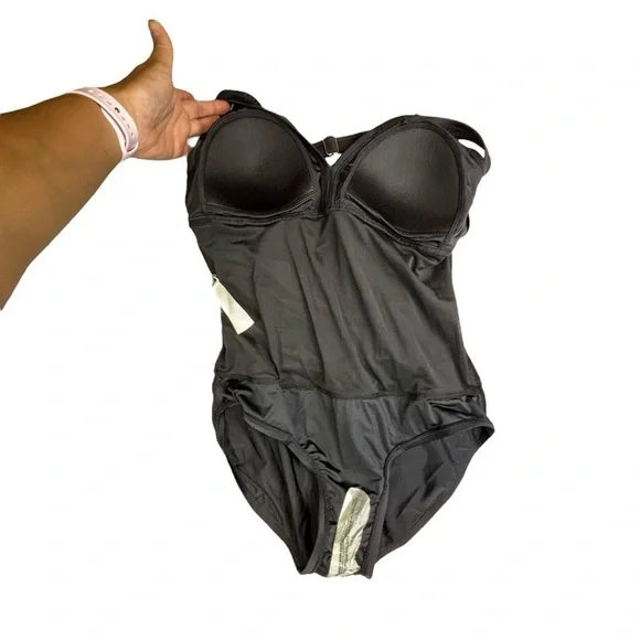 New Ruched Tummy Control Swimsuit - Picture 6 of 10